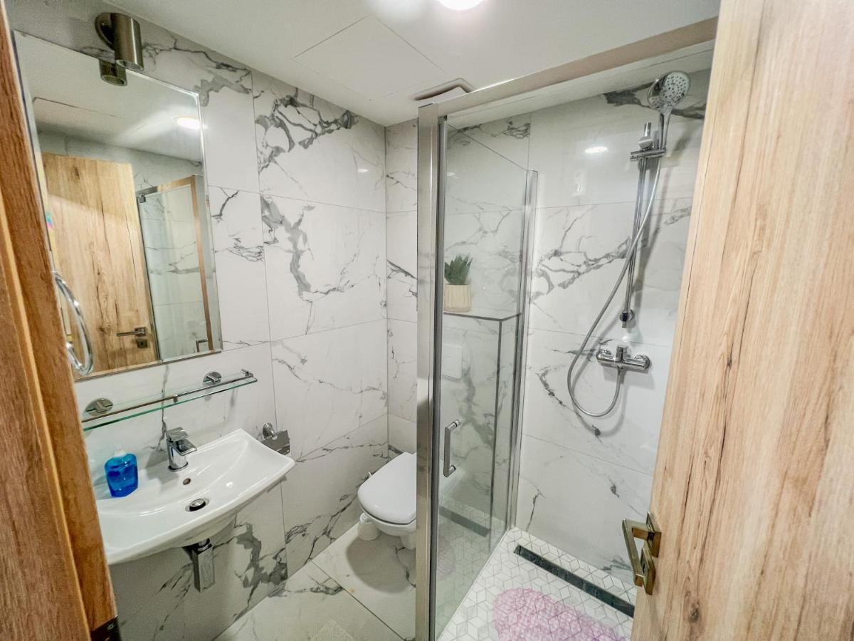 Villa Bauhaus Labi Garden Wellness Apartman Сиофок Екстериор снимка