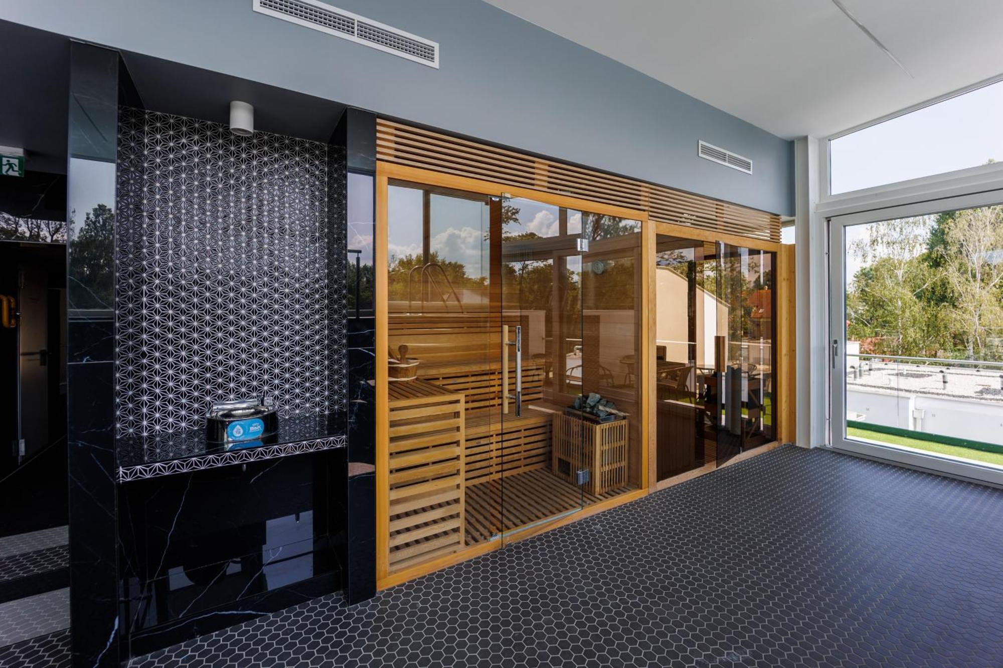Villa Bauhaus Labi Garden Wellness Apartman Сиофок Екстериор снимка