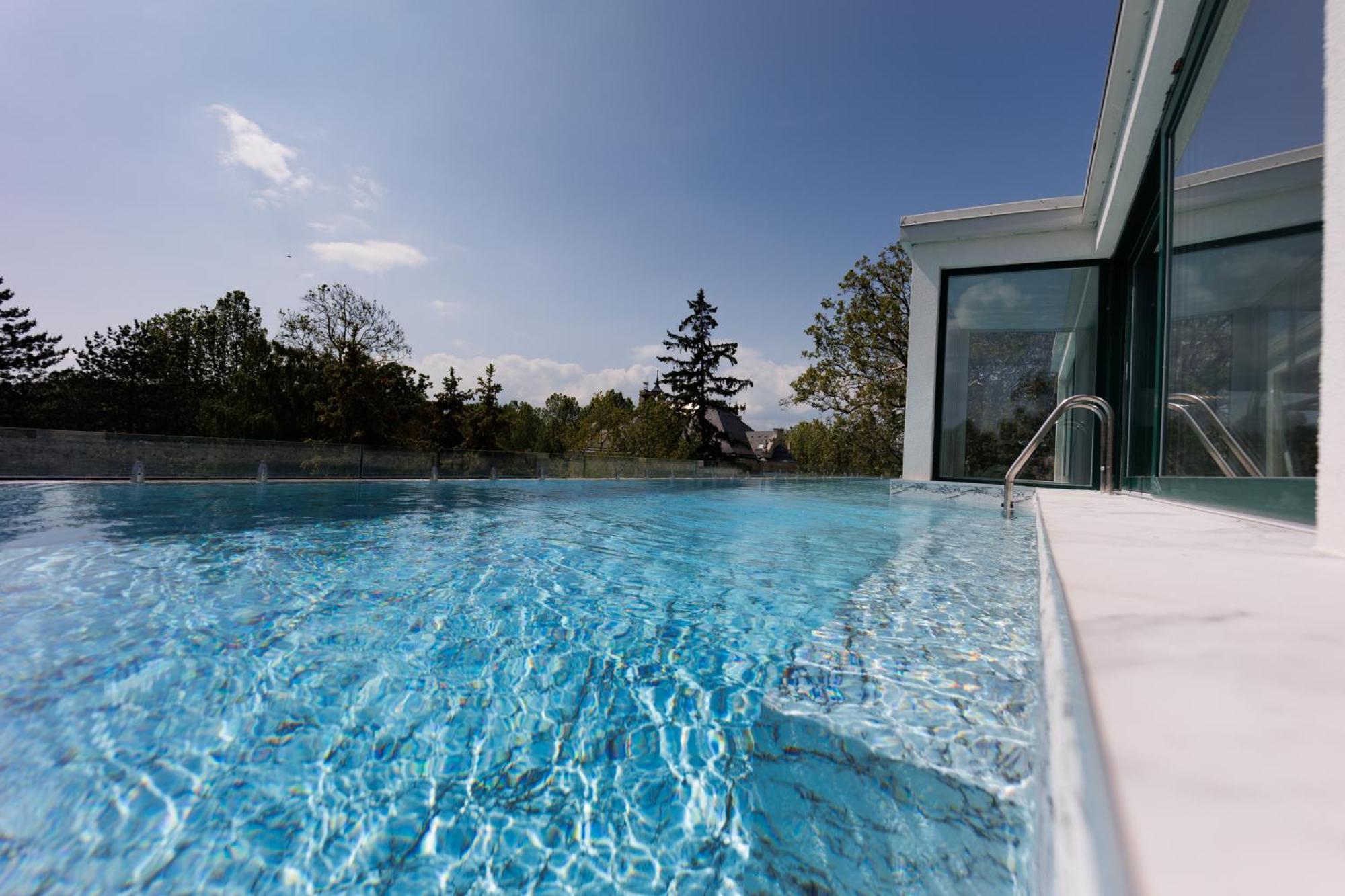 Villa Bauhaus Labi Garden Wellness Apartman Сиофок Екстериор снимка