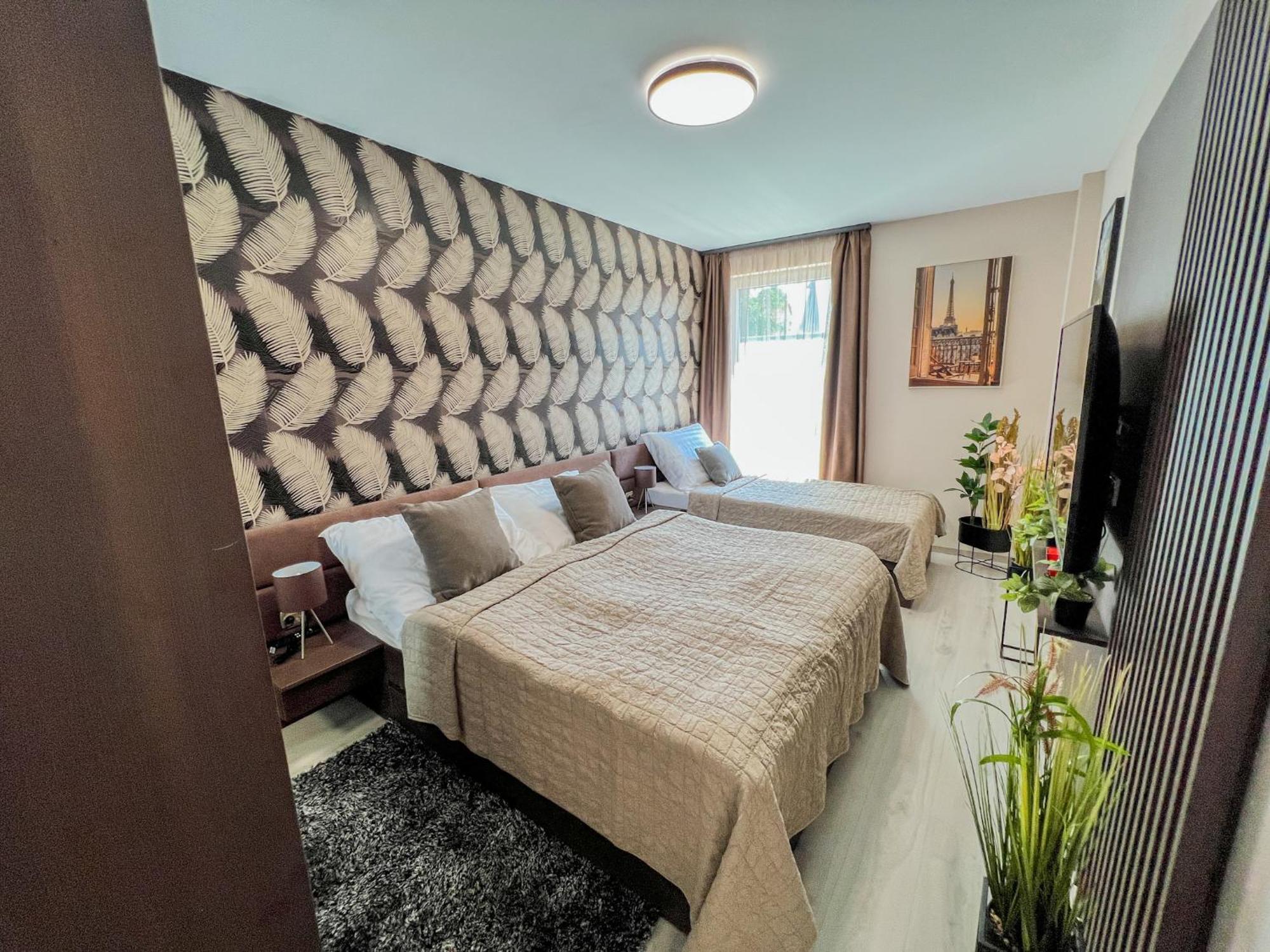 Villa Bauhaus Labi Garden Wellness Apartman Сиофок Екстериор снимка